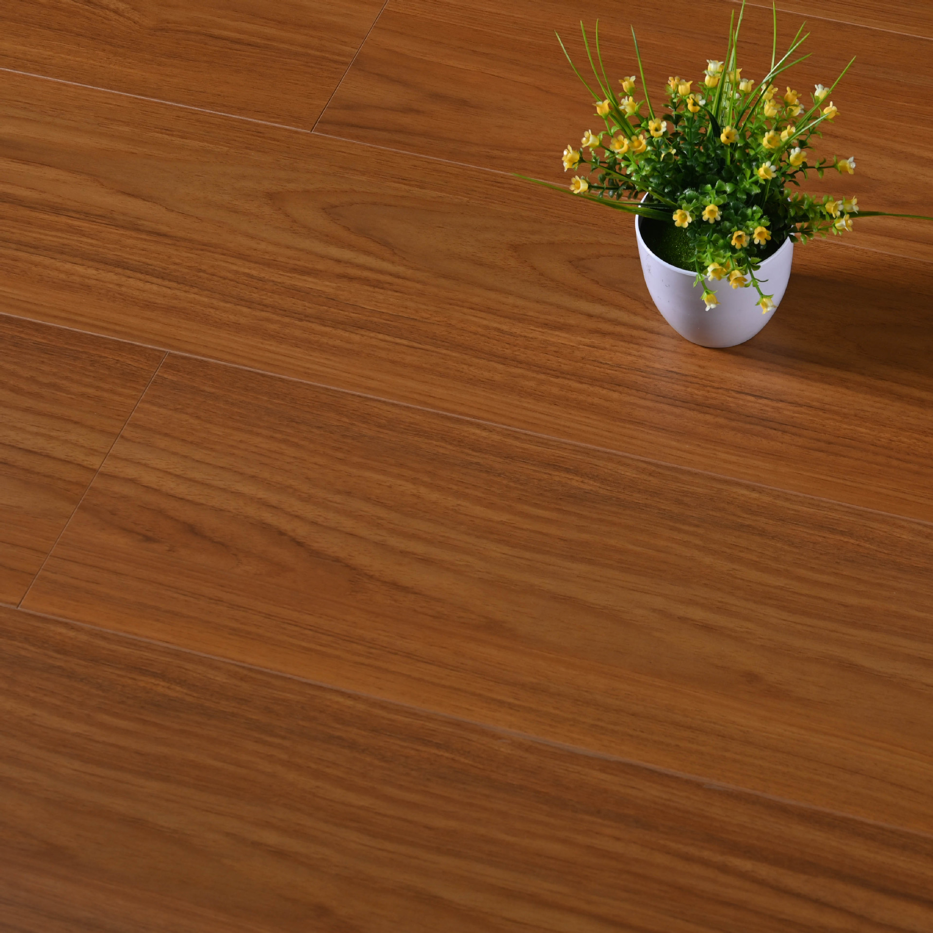 Reinforced composite floor 8mm indoor wood floor high density wear-resistant lock outlet floor HDF floor manufacturer