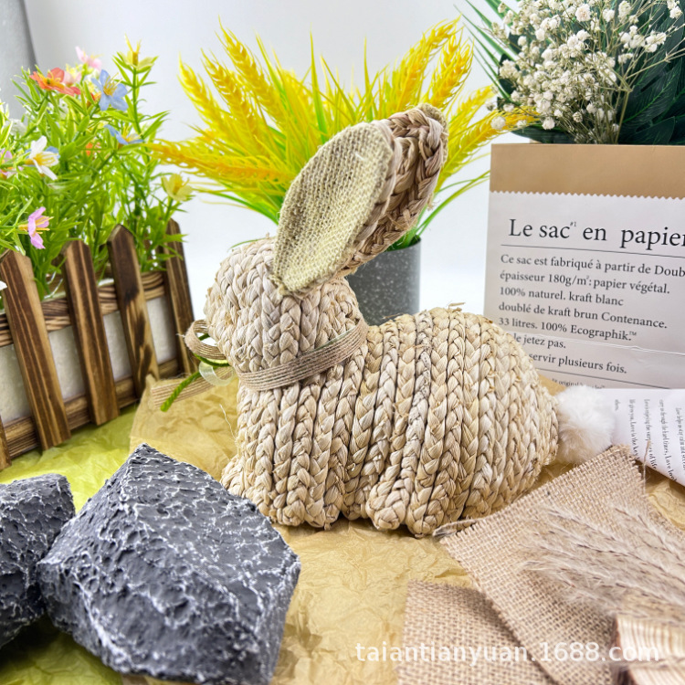 Straw White Tail Rabbit Ornaments Handicrafts Feather Live Doll Doll Wholesale Rabbit