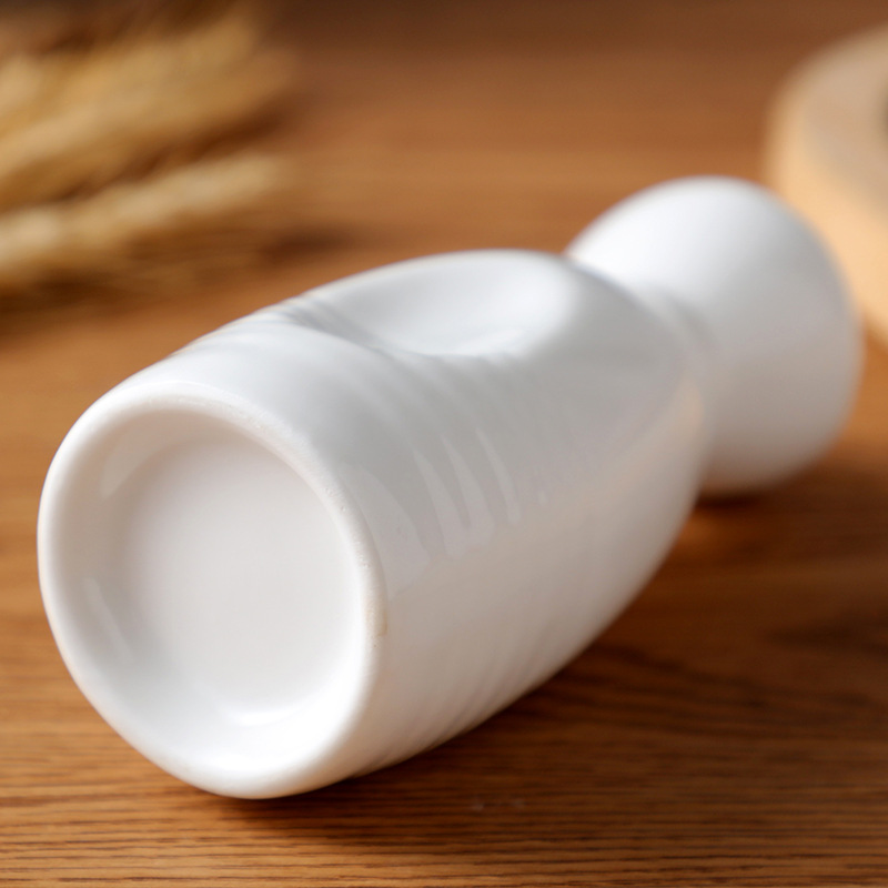 Japanese Style Wine Bottle with Sake Glass Ceramic Wine Set Decanter Small Wine Pot Japanese Style Hotel Restaurant Club Utensils