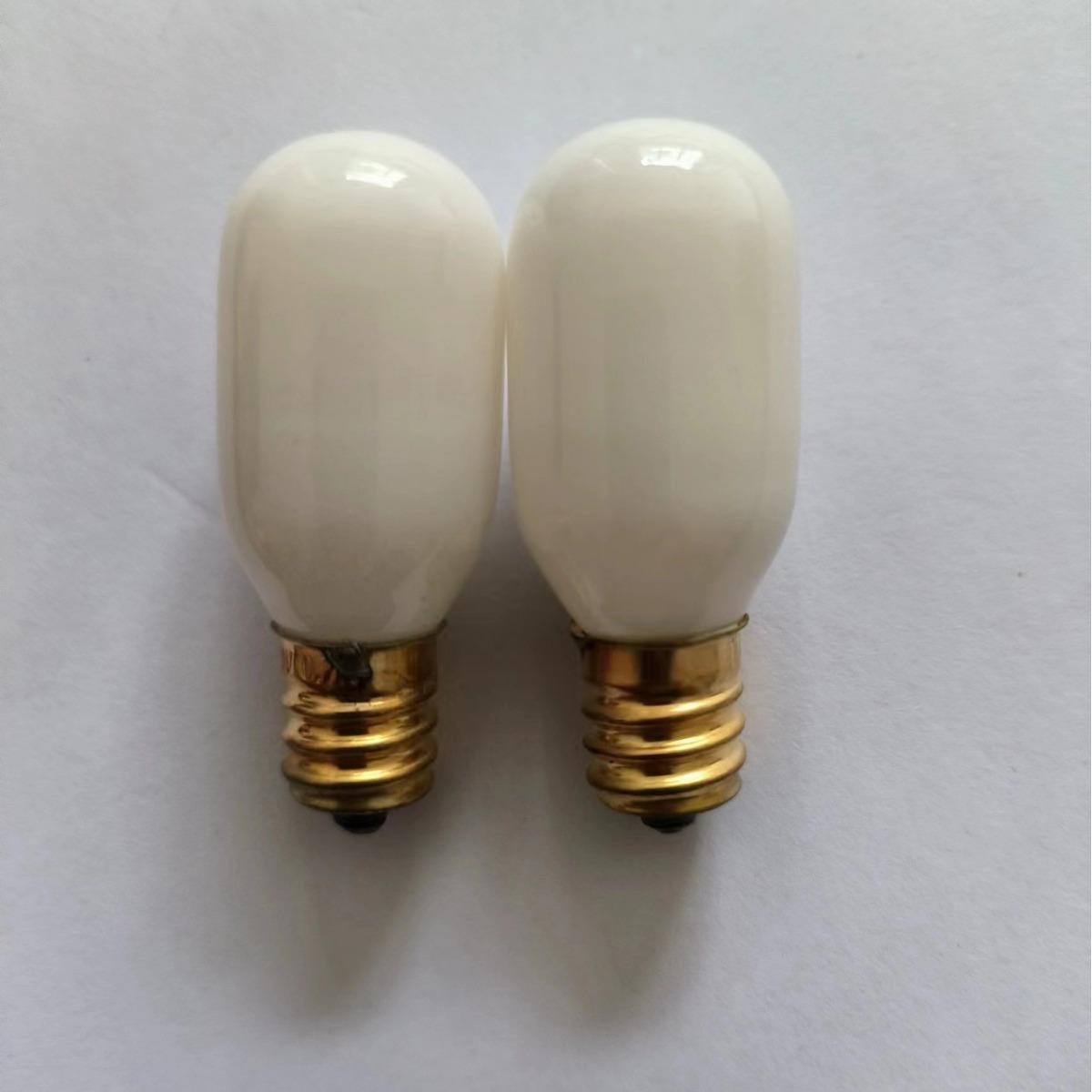 Factory Direct Sales T20 E12 E14 Nickel Plated Copper 120 to 220V 10W, 7W, 6W, 5W, 4W