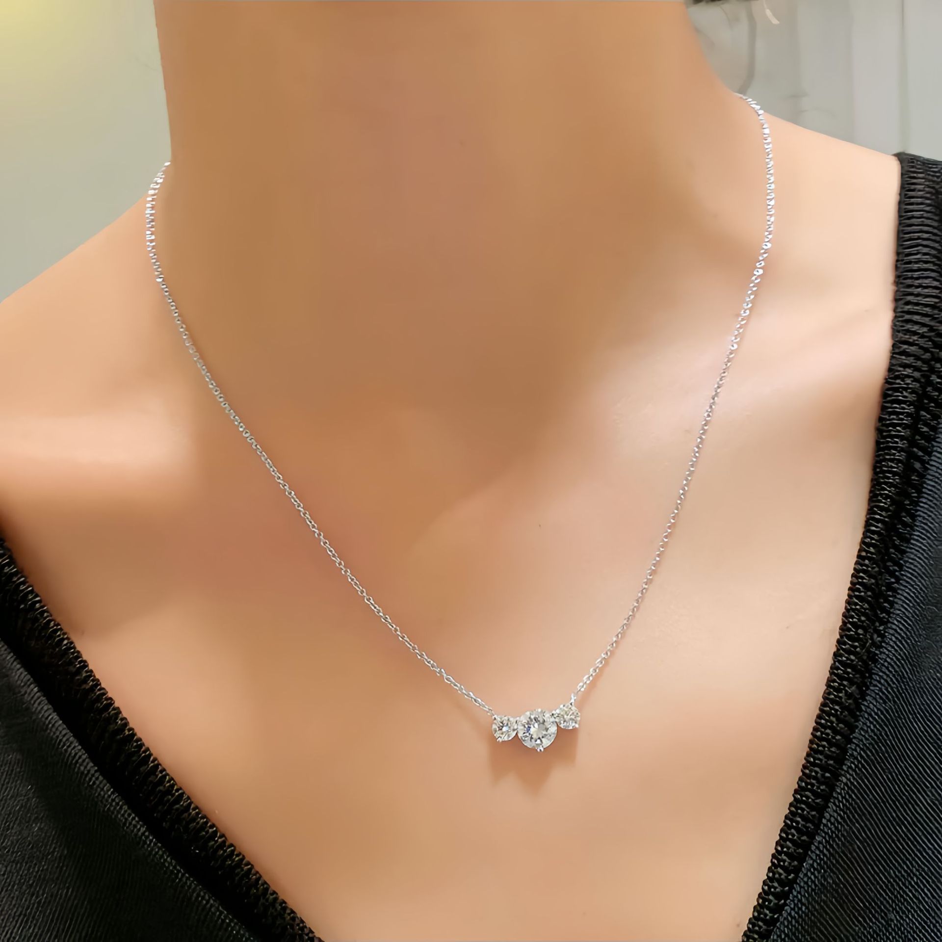 S925 Sterling Silver Plated 18K Gold Diamond Necklace Women's Fashion Accessible Luxury 1 Carat Artificially Cultivated Diamond Pendant Clavicle Chain