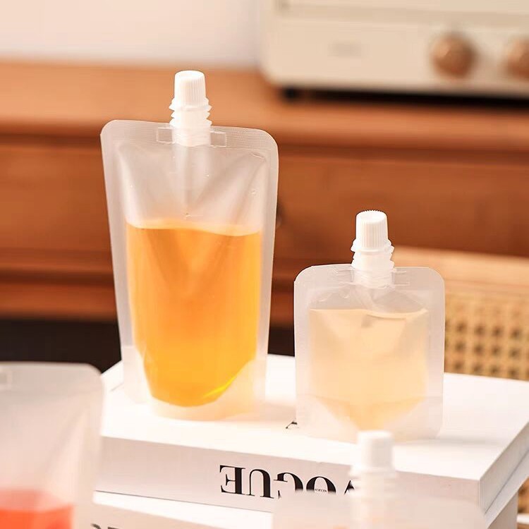 Spot suction nozzle beverage bag take-out packing bag snail powder soup soy milk tea juice Chinese medicine liquid packaging bag