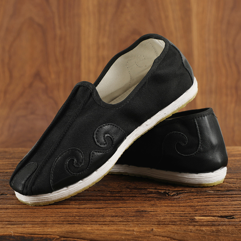 Wudang Mountain Yun Gou Shoes Taoist Supplies Ten Directions Shoes with Cowhide Sole and Thousand Layer Sole, Wear-Resistant and Lightweight Cloth Shoes for Men and Women Tai Chi Shoes