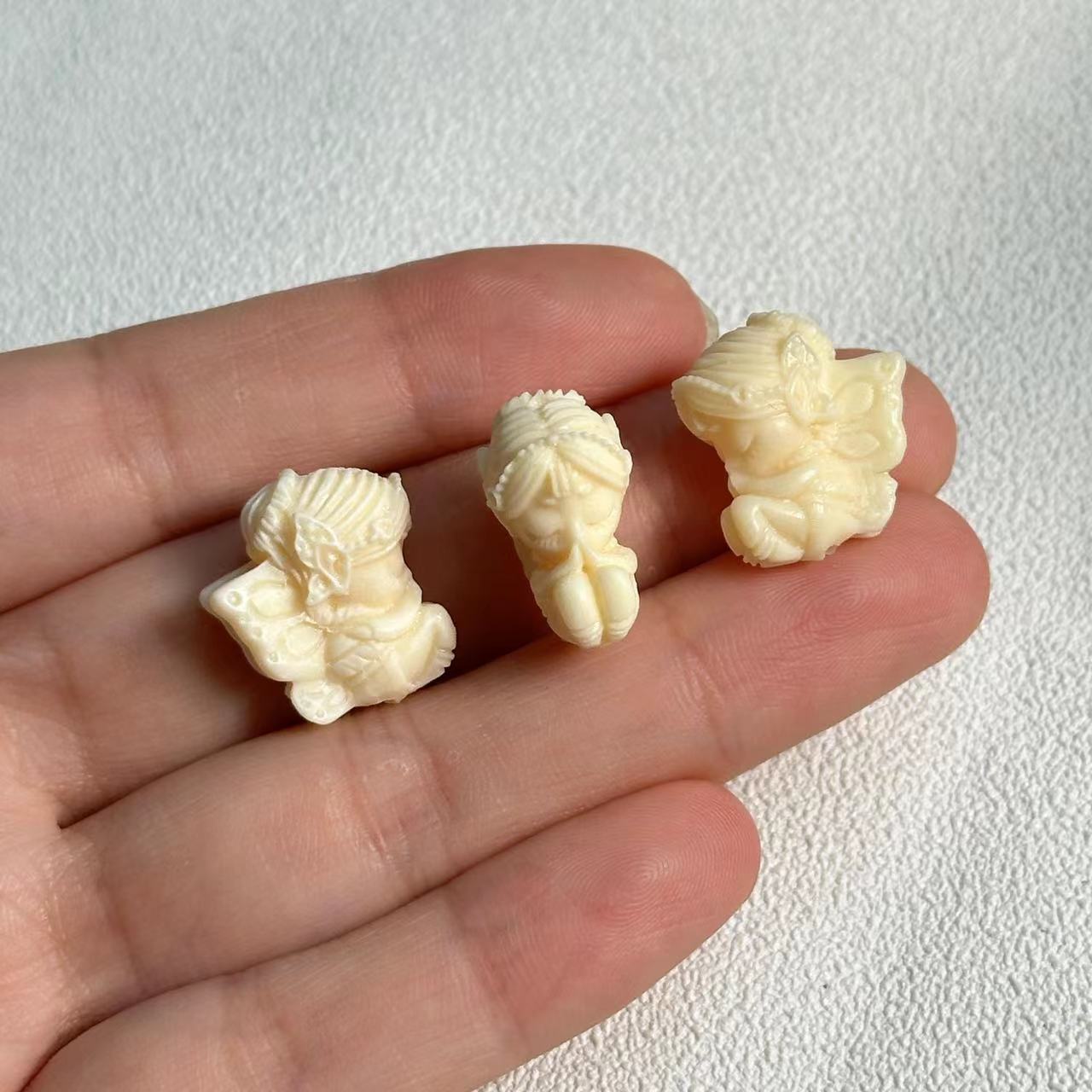 Ivory Nine-tailed Fox SpongeBob SquarePants Flower Bear Accessories DIY Wen Play Buddha Beads Accessories Accessories Spacer Beads