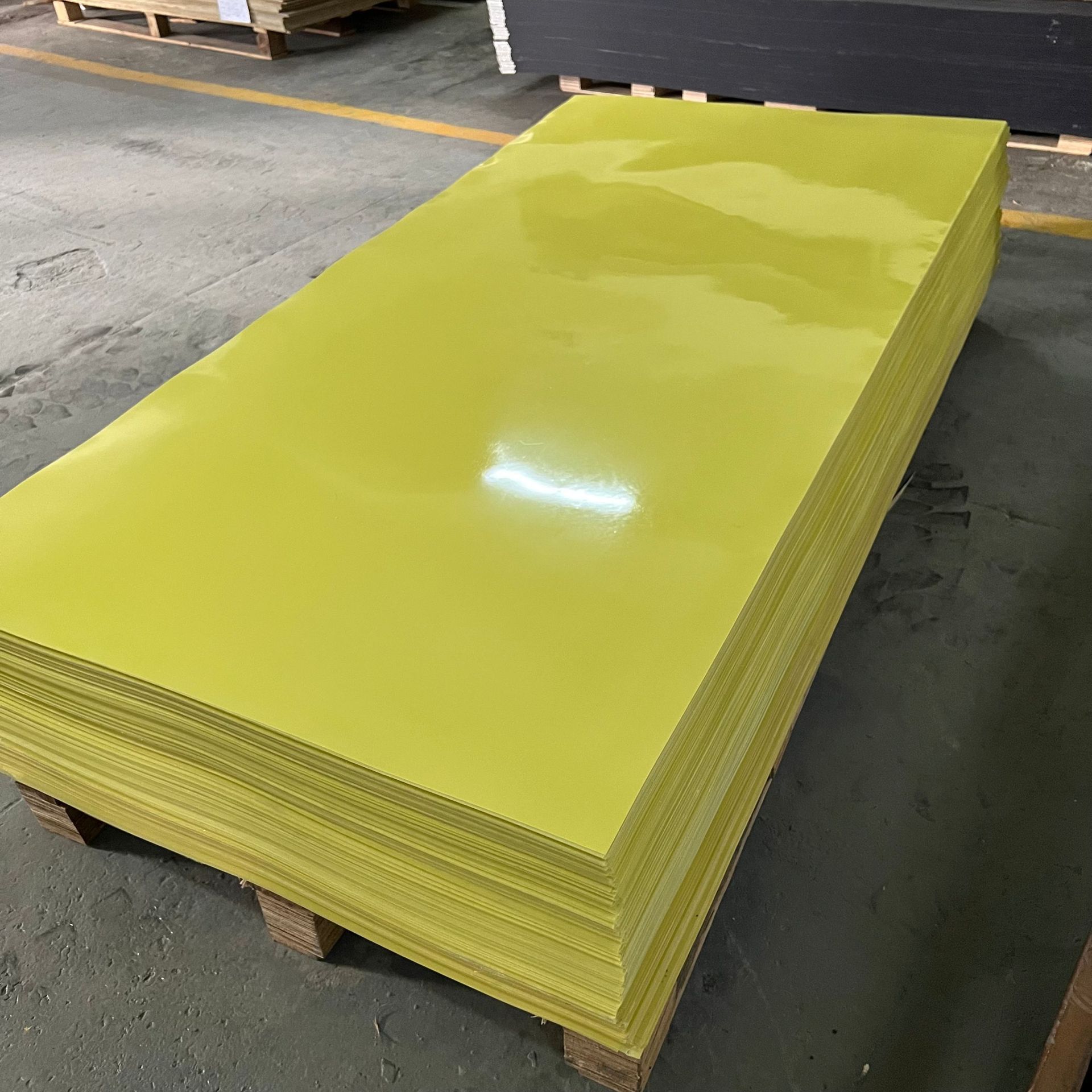 Insulating 3240 Epoxy Board, High Temperature Resistant Epoxy Resin Board, Lithium Battery Insulation Board, Can Be Engraved, Double-Sided Adhesive Backing