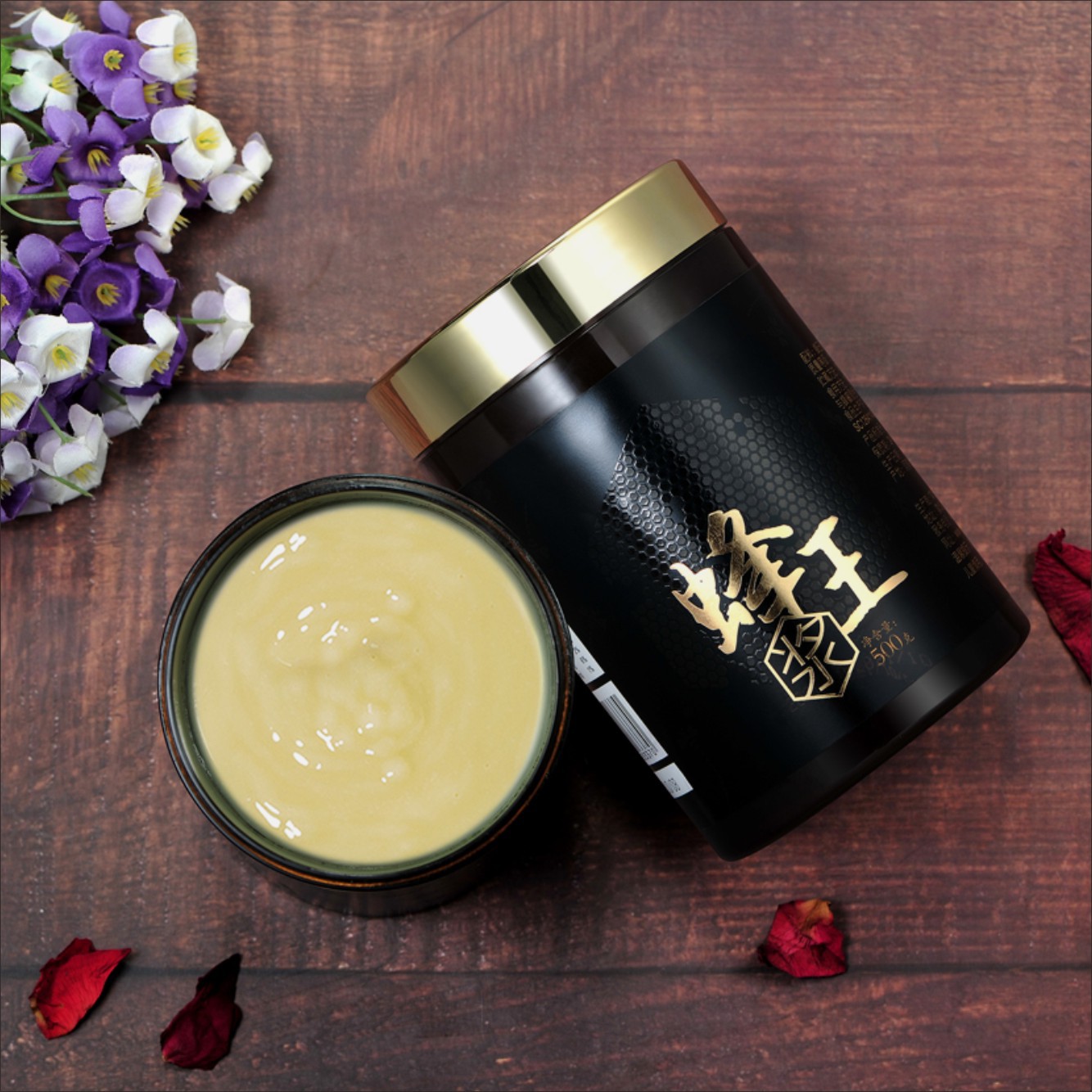 Beekeeping mother-in-law fresh royal jelly hand-taken high-activity royal jelly in stock wholesale 500g