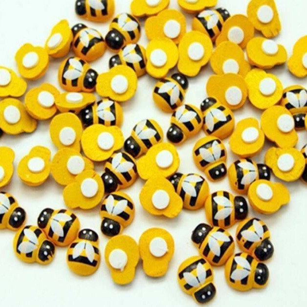 Various specifications creative wooden small ladybug wooden diy accessories wooden yellow small bee self-adhesive piece ornaments