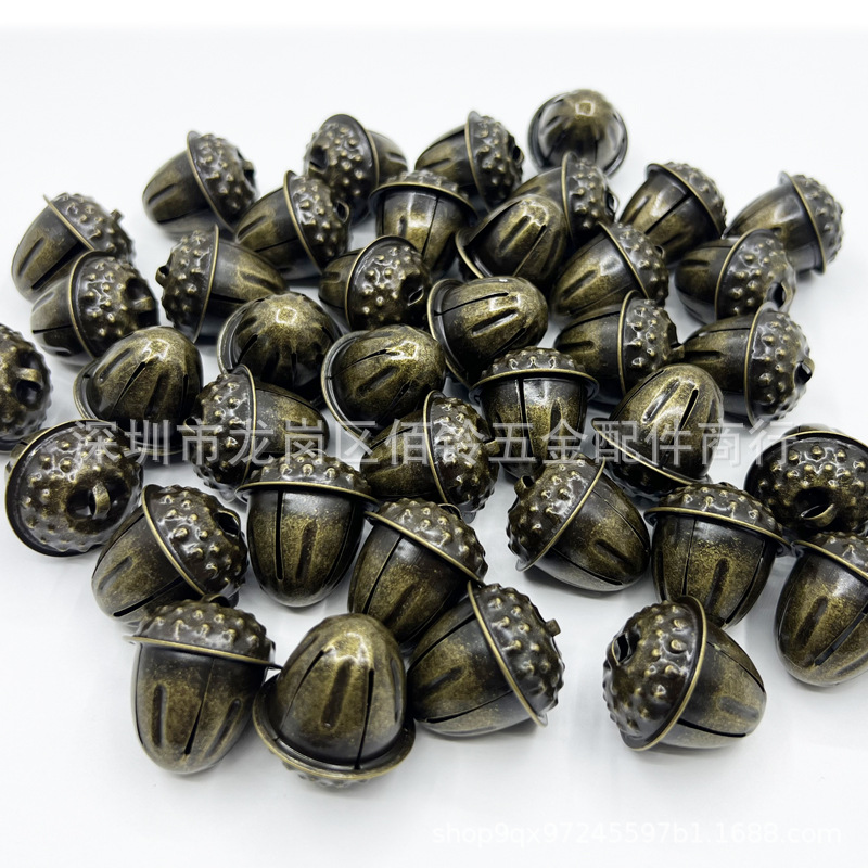 Christmas bell pendant pine cone wind chime vintage jingle pendant holiday outdoor decoration diy bell pet bell