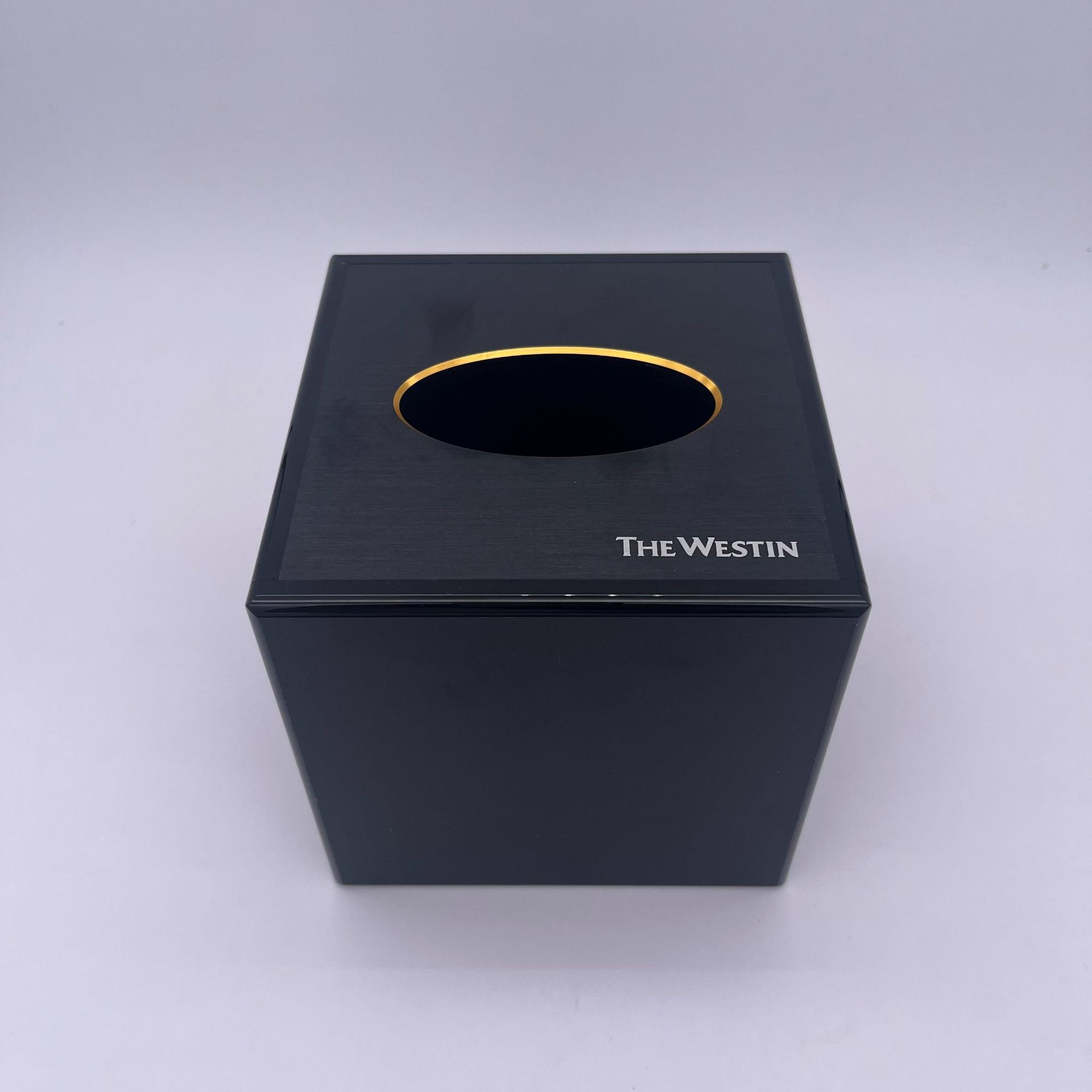 Hotel Supplies Storage Box, B&B Washbasin Special Consumables Box, Disposable Supplies Bathroom Tray Storage Box