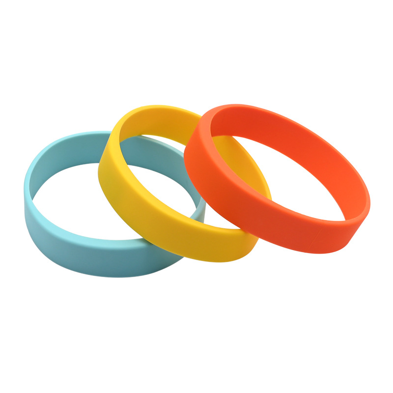 Customized Nfc Smart Silicone Wristband Ntag213 Chip Interconnection Smart Park Membership Management Silicone Bracelet