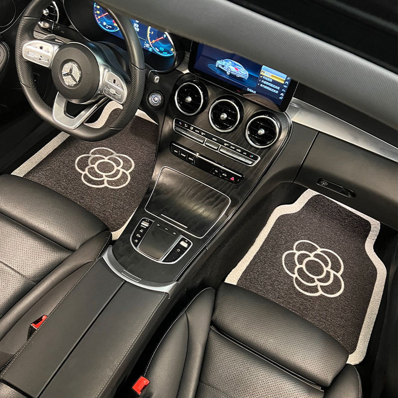 Car universal silk ring foot mat black and white simple stain-resistant anti-slip mat easy to care can be cut to protect the car mat