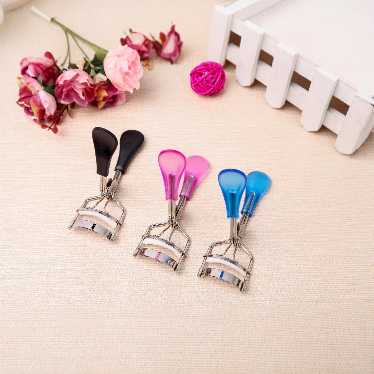 Plastic Flat Handle Eyelash Curler Eyelash Auxiliary Tool Makeup Tools Eyelash Device Manufacturer