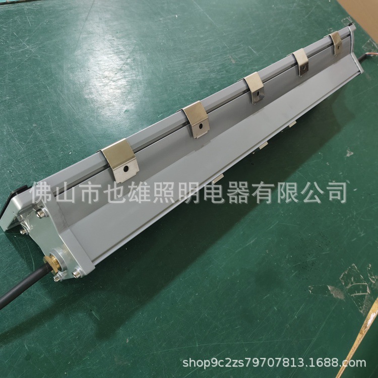 Factory Direct Sales Led Tunnel Light T8 Aluminum Alloy Waterproof Emergency Fluorescent Lamp Subway Tri-Proof Light Housing with Excellent Price