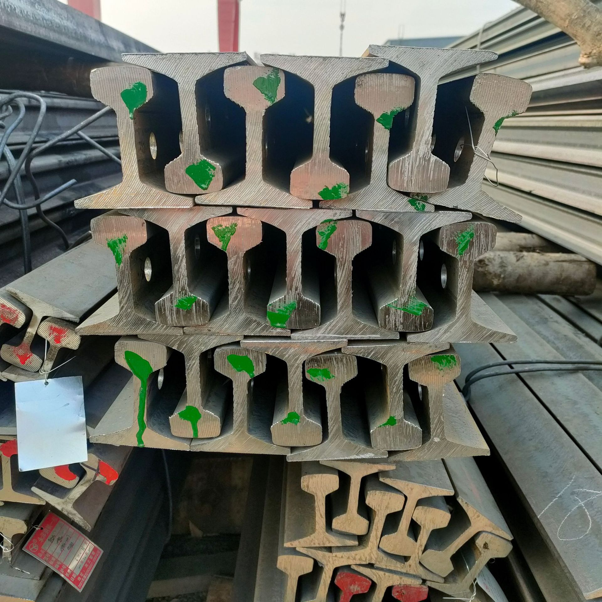 43kg Steel Rail 38kg Running Track 30kg Light Rail 50kg Heavy Rail R65 Steel Rail Cutting Cr73