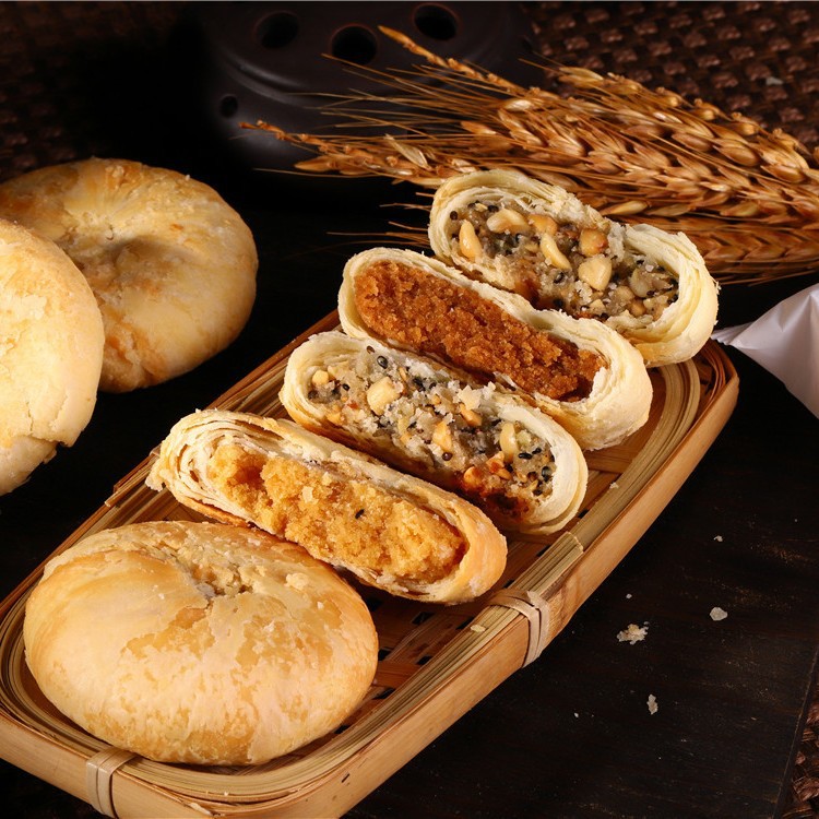 Mid-Autumn Festival crispy moon cake factory wholesale multi-flavor cake bulk traditional Su's crispy skin sugar-free five-kernel moon cake