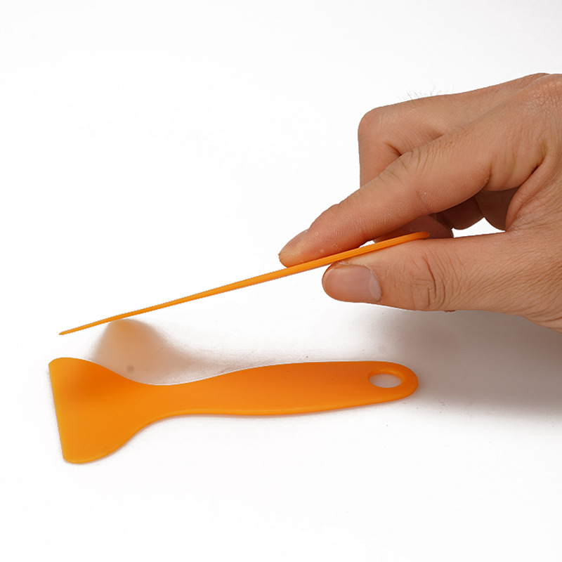 Car film scraper mobile phone film tool Small shovel plastic small scraper cleaning glass window film