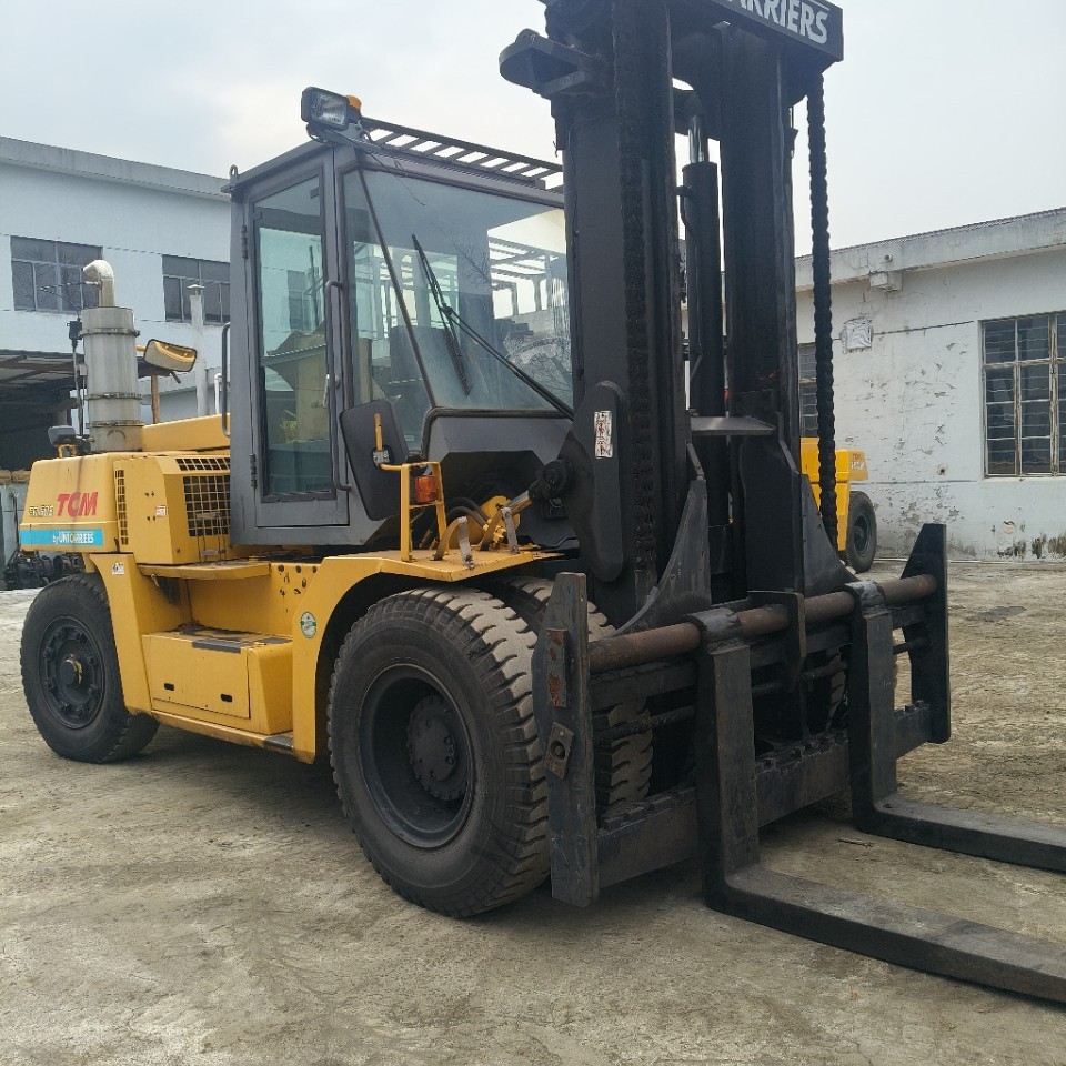 Transfer of the Best Japanese Second-Hand Tcm16 Ton Forklift Imported Forklift