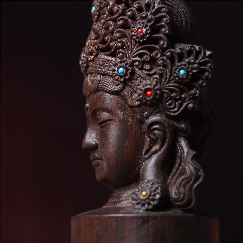 Agarwood Guanyin Buddha Head Seal Wooden Carving Handheld Piece Office Desktop Car Ornament Zhouguan Seal