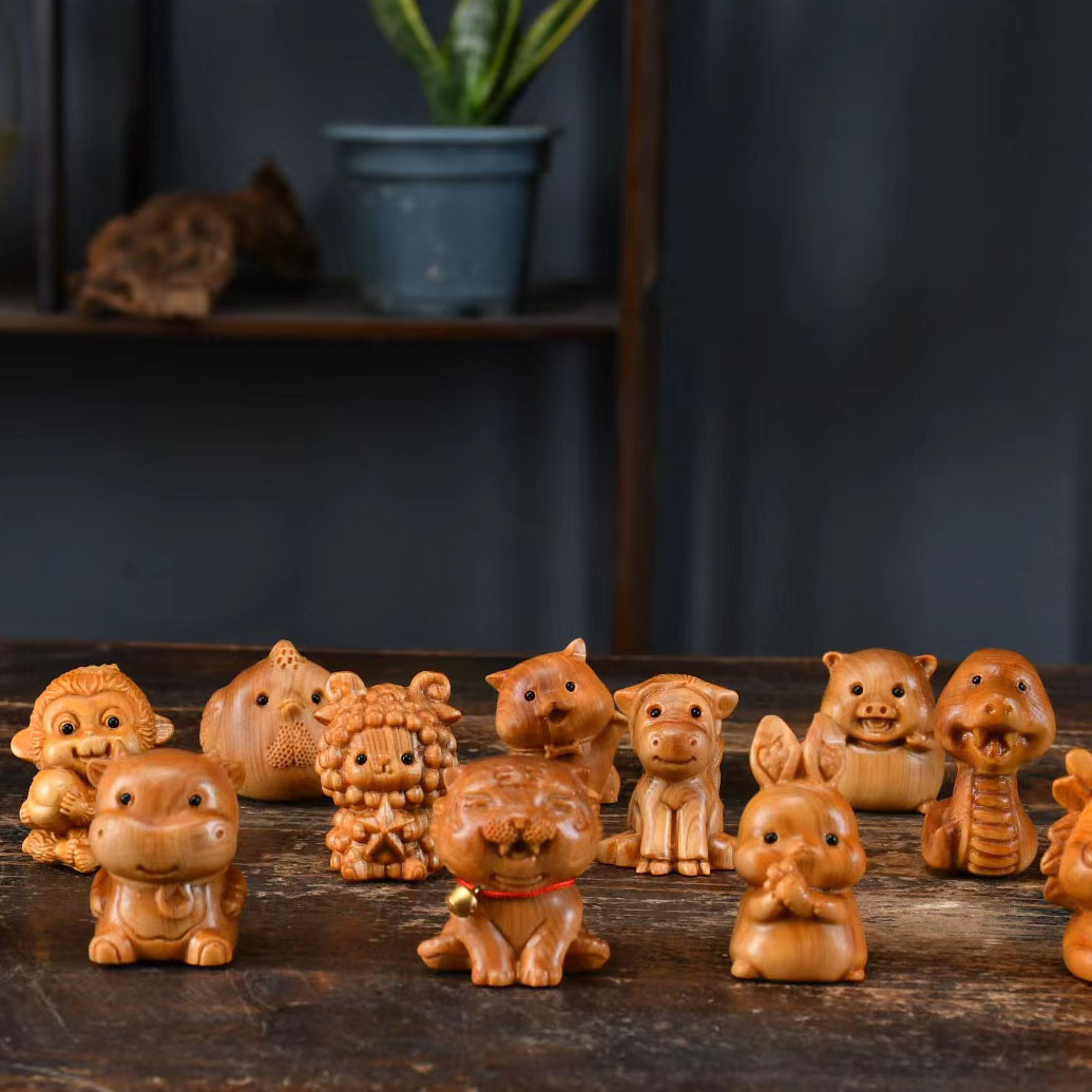Thuja Wood Carving Ornaments Crafts Handicraft Handicapture Twelve Zodiac Animal Pendant Desktop Accompanying Gift Wood Wukong