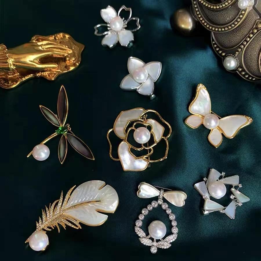 Брошь из пресноводных жемчужин Zhuji, высококачественная настоящая жемчужина, оптовая элегантная булавка, аксессуары для одежды, нишевый и простой