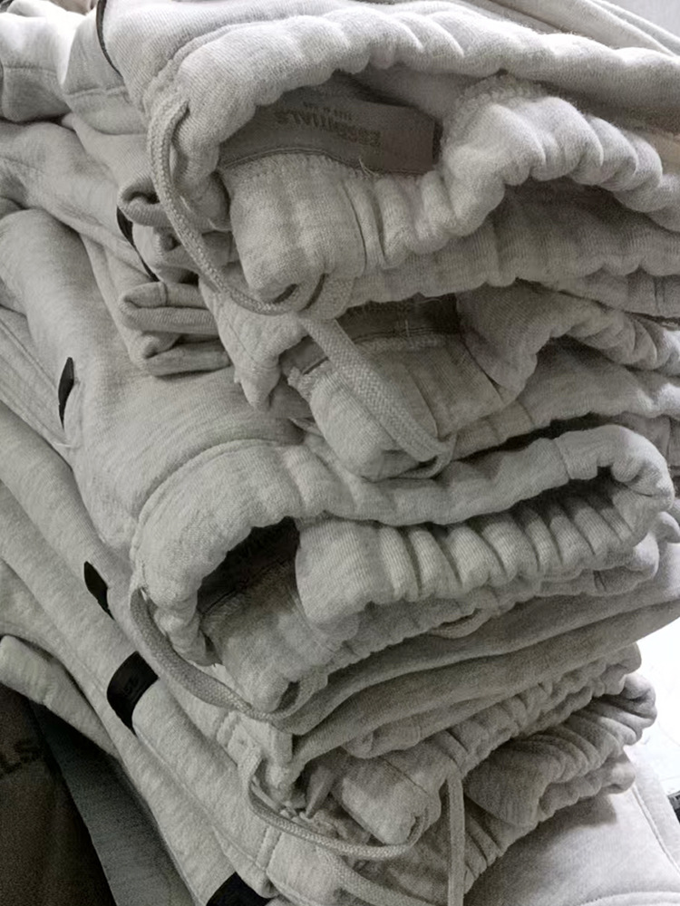 Ningbo Original Fog Multi-Line Essentials Eighth Seasons Flocked Logo Sweatpants Straight Drawstring Pants for Men and Women Trendy