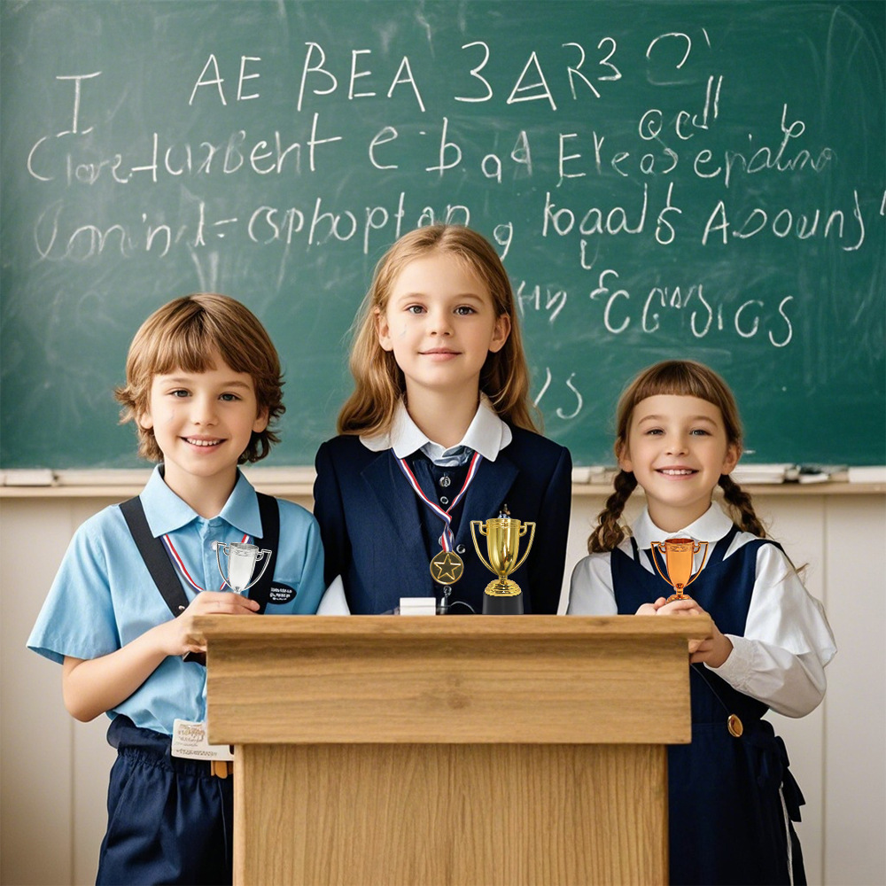 Cross-border golden copper silver trophy medal suit five-pointed star plastic tag small toy plastic mini trophy