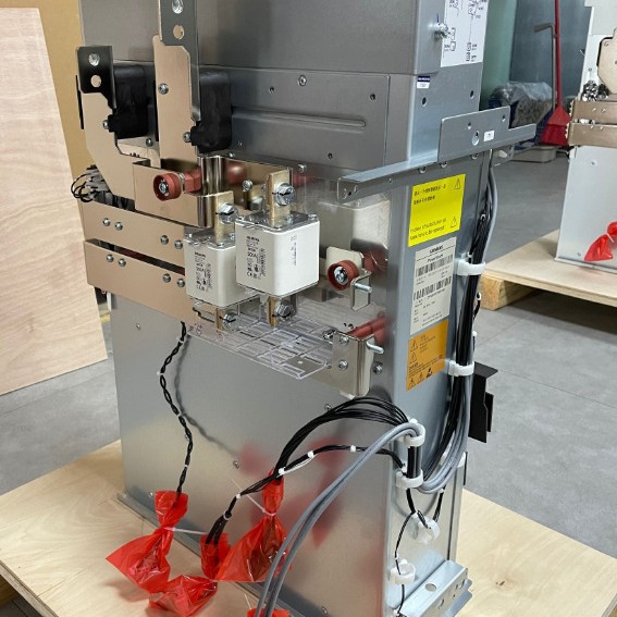 6SL3352-1AE37-5BA1 Siemens backup power block for 380-480V three-phase AC