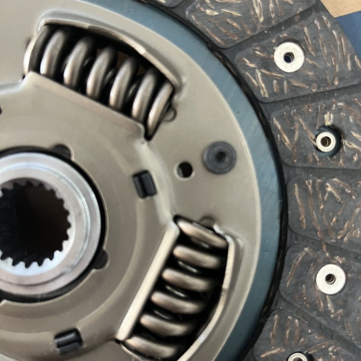 Changan Car 478 Coach Car Changan Eado Yuexiang V7 Cs35 Clutch Pressure Plate Bearing Three-Piece Set