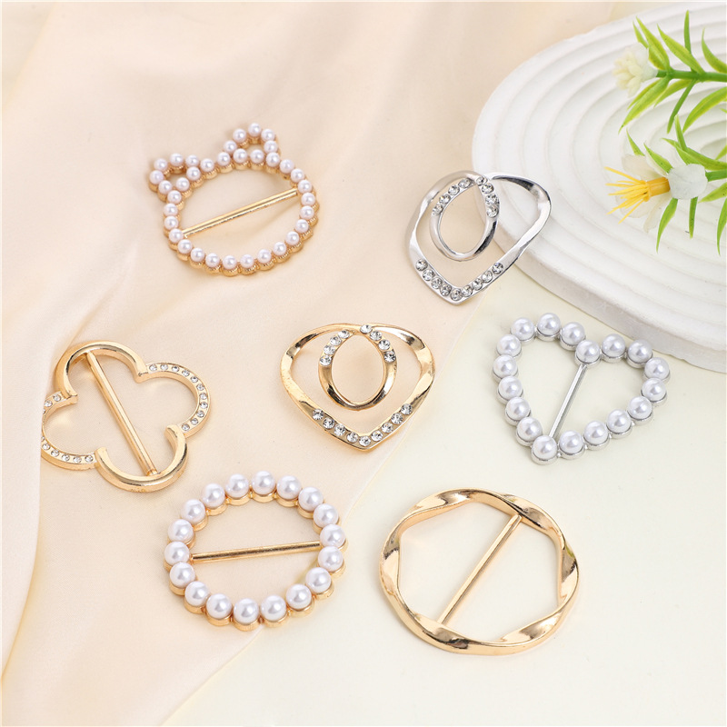 Кросс-бордерная популярная металлическая уголковая заколка с жемчугом и алмазной инкрустацией, высококачественная декоративная застежка для шелкового шарфа