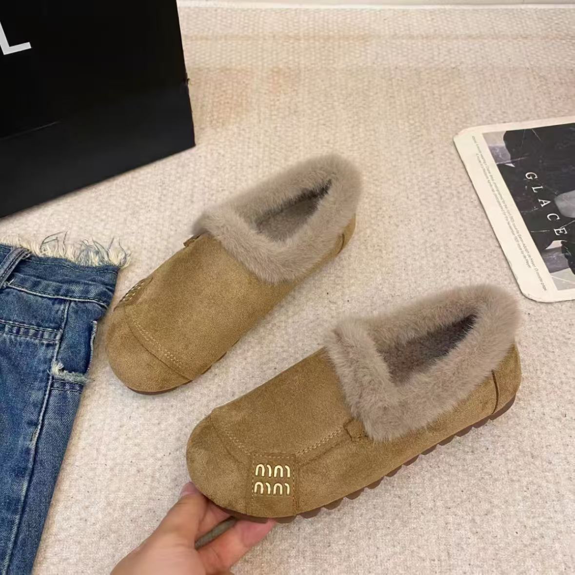2025 New Winter Retro Flats Shallow Mouth Fleece-Lined Warm Beanie Shoes One-Leg Soft Sole Non-Slip Birkenstock Cotton Shoes