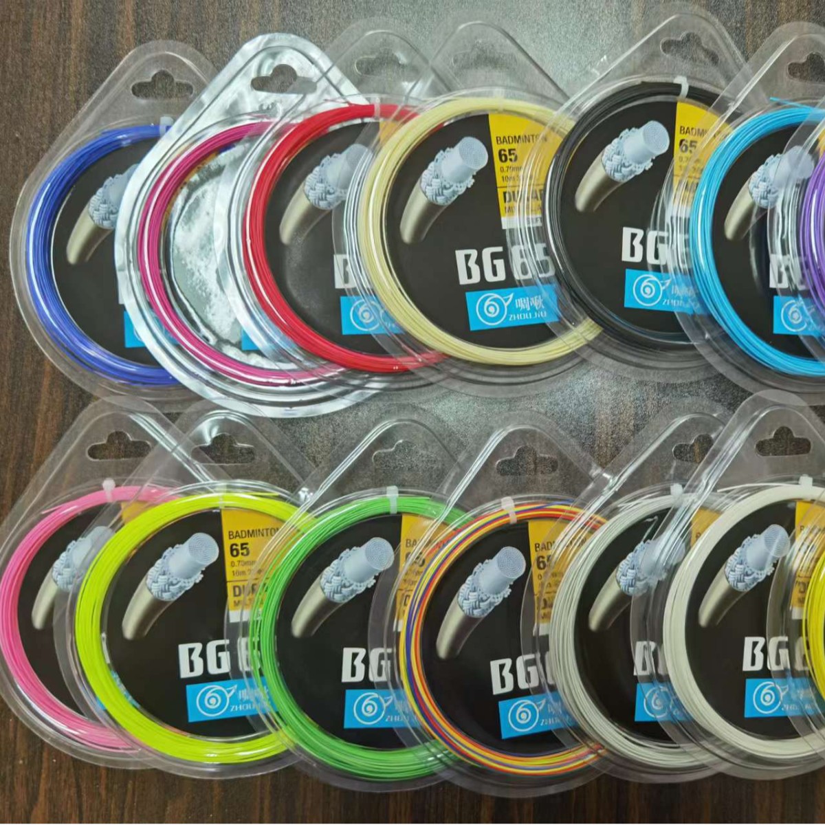 Оптовая продажа новых эластичных нейлоновых струн для бадминтона, замена струн для ракеток