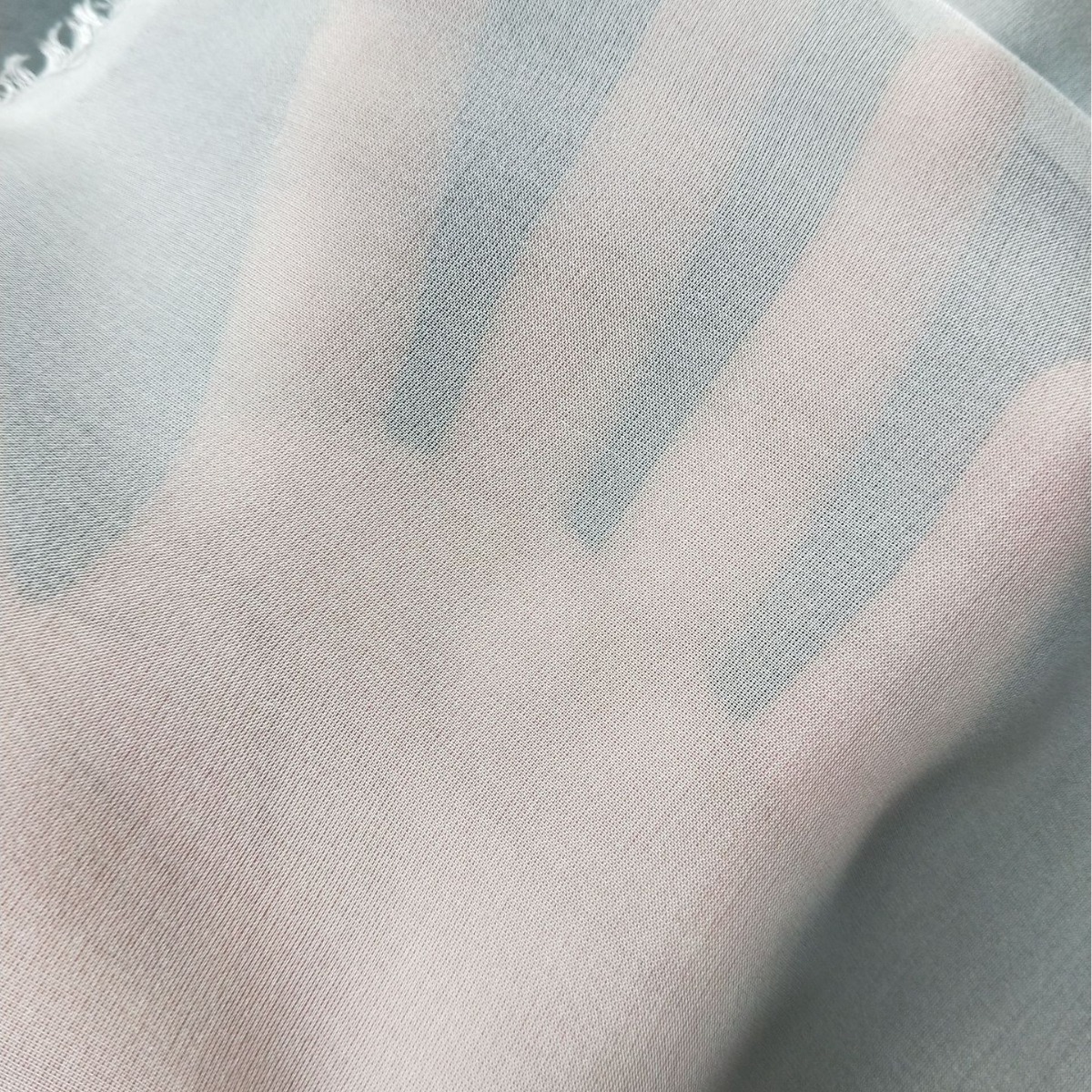 Mulberry Silk Fabric 8mm Chiffon 140 Door Width Fabric Mulberry Silk Silk Clothing Scarf Silk Scarf Fabric