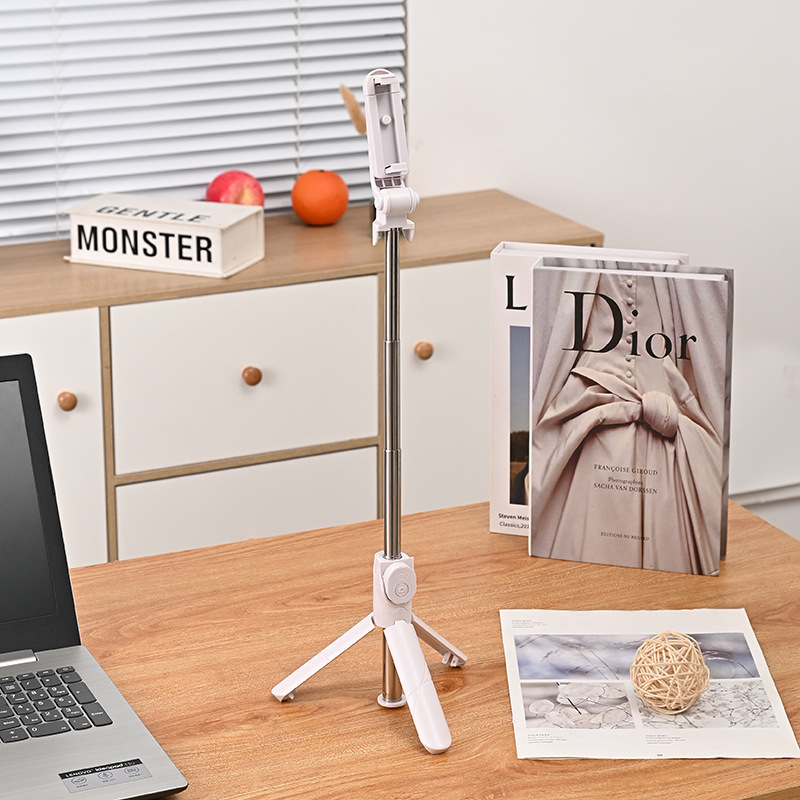 Bluetooth selfie stick lengthened light filling mobile phone live broadcast bracket tripod integrated photo anti-shake beauty stick manufacturers