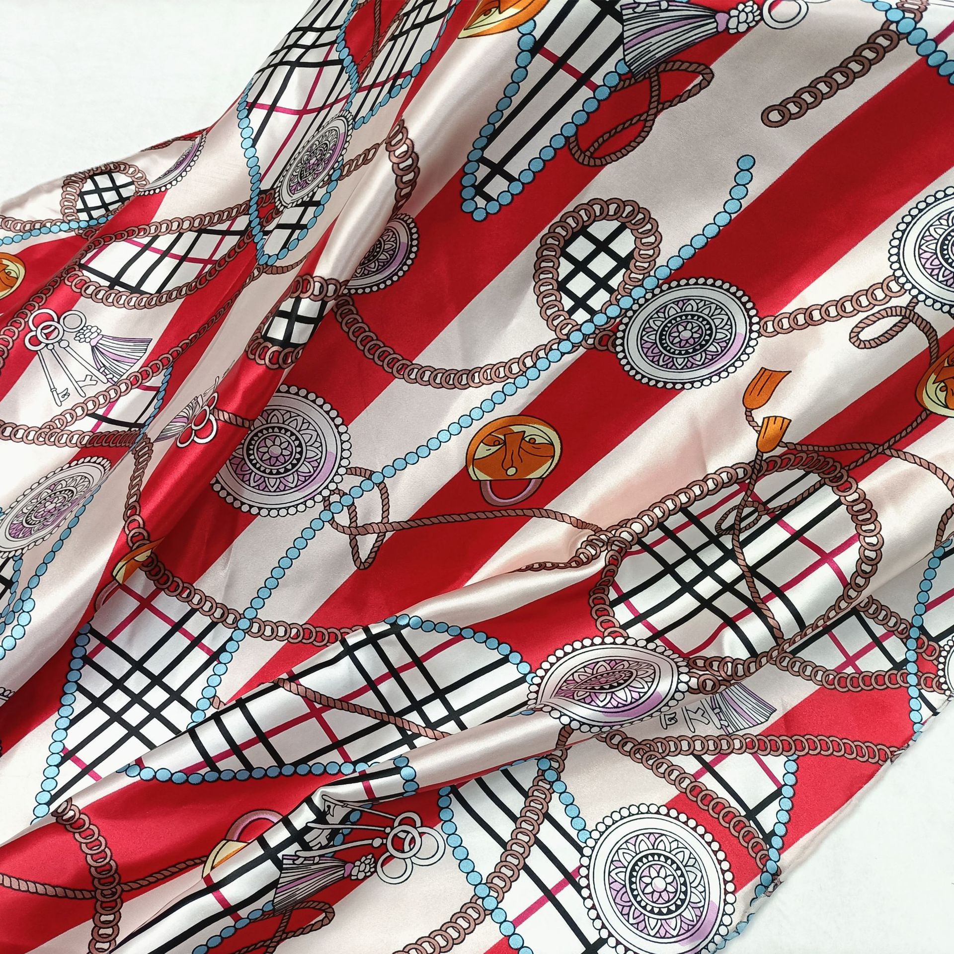 Chain Satin Printed Fabric Satin Woven Gift Box Packaging Ribbon Scarf Bag Home Clothes Clothing Lining Fabric