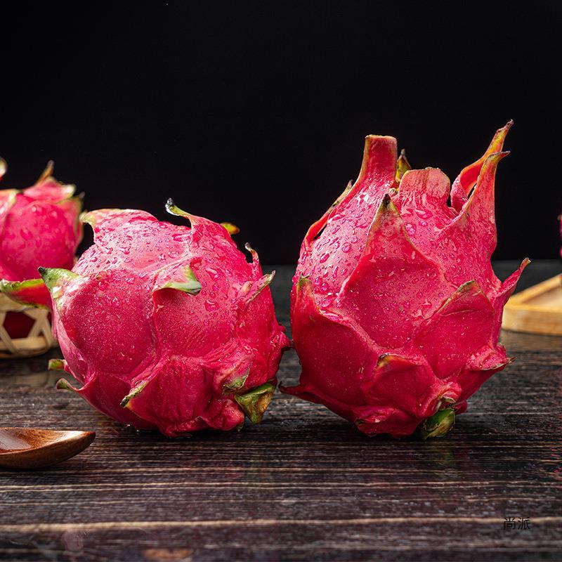 Guangxi Red Heart Pitaya 2.5kg Fresh Seasonal Fruit Red Flesh Golden Treasure No. 1 Large Fruit Whole Box Wholesale