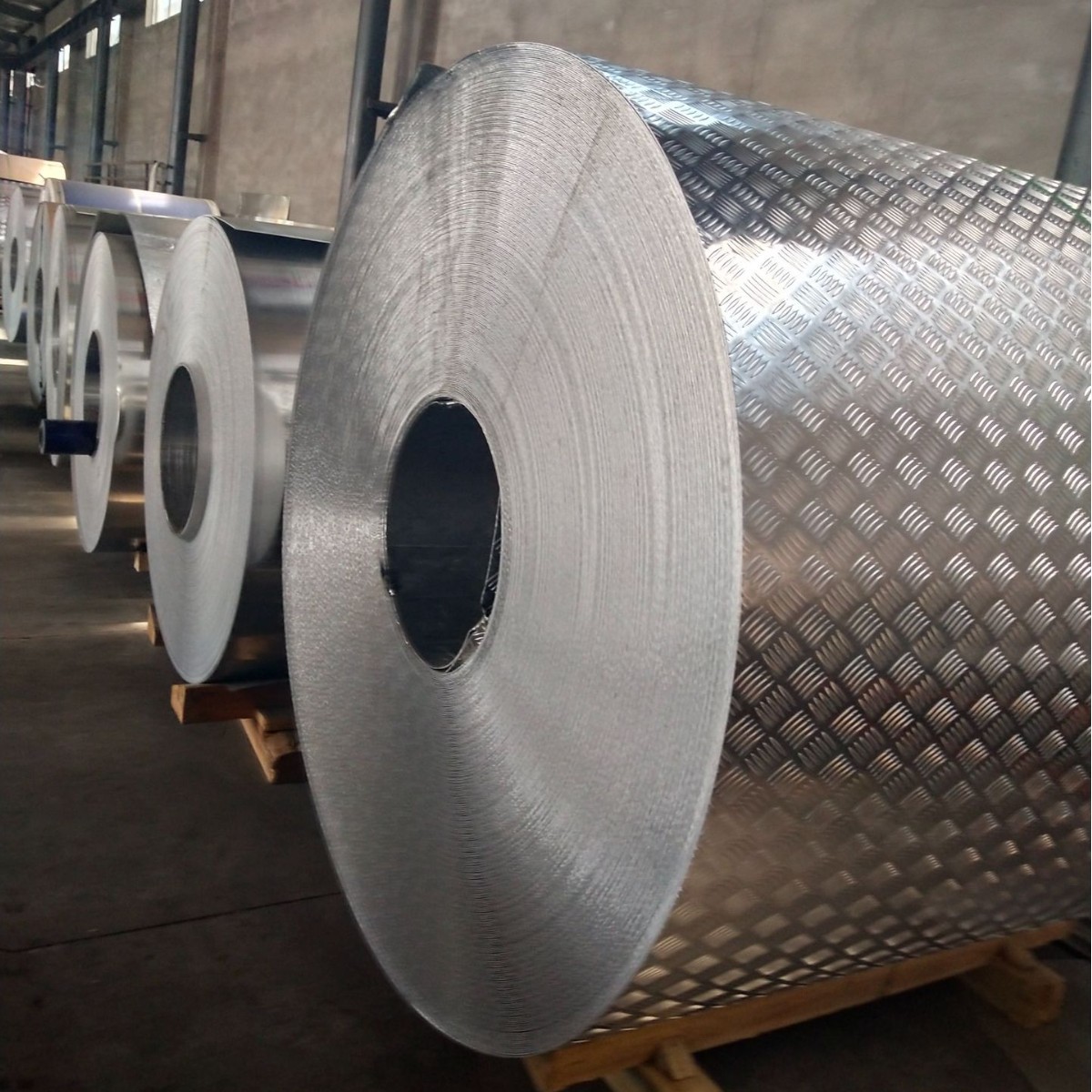 Pure Aluminum Pattern Plate, Anti-Slip Aluminum Plate, Large Five-Pattern Plate, Embossed Aluminum Alloy Plate for Vehicles, Ships, Elevators and Cold Storage