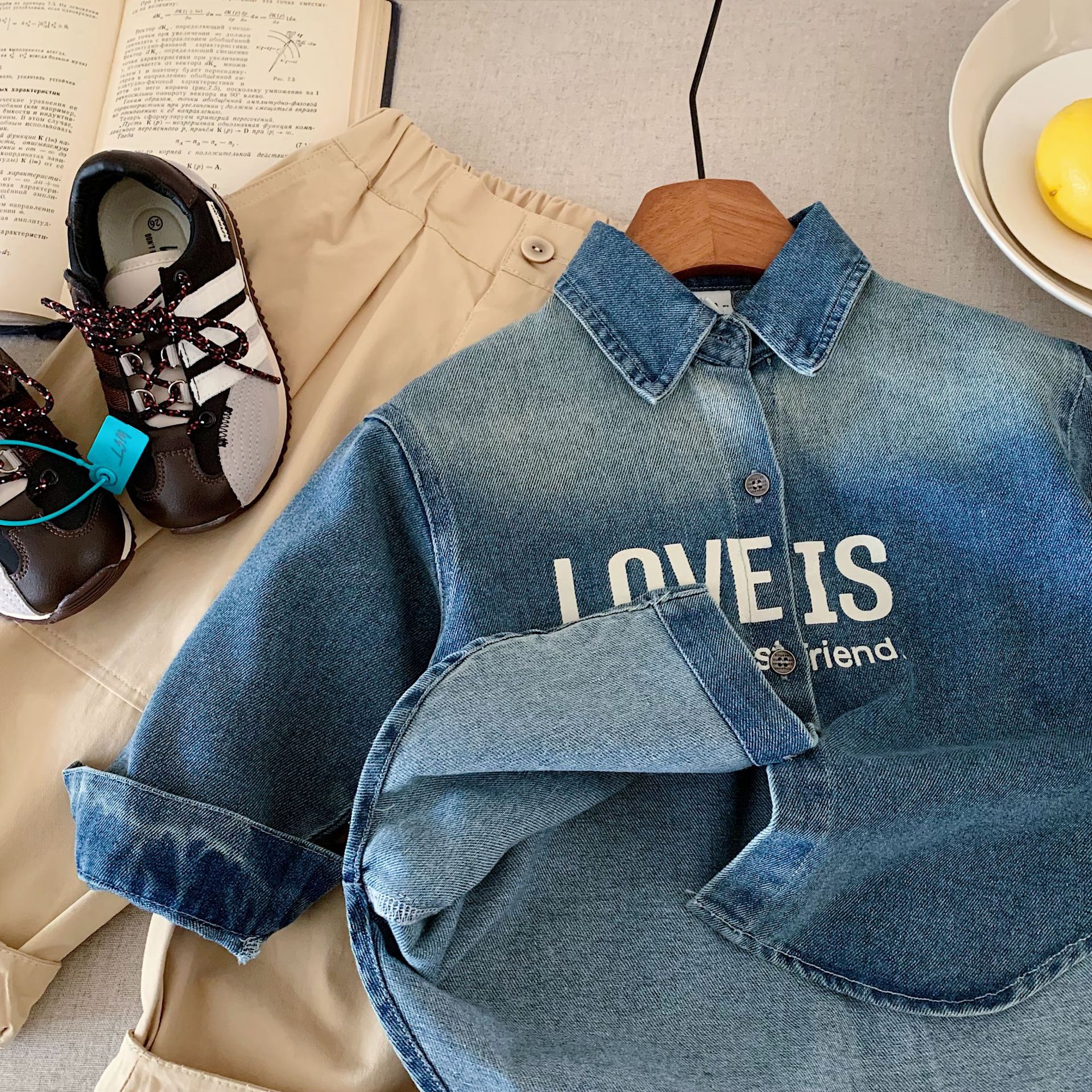 Children's Shirts Bangcheng 2025 Autum New Letter Lapel Denim Clothes for Boys and Girls Retro Shirts Trendy H0058