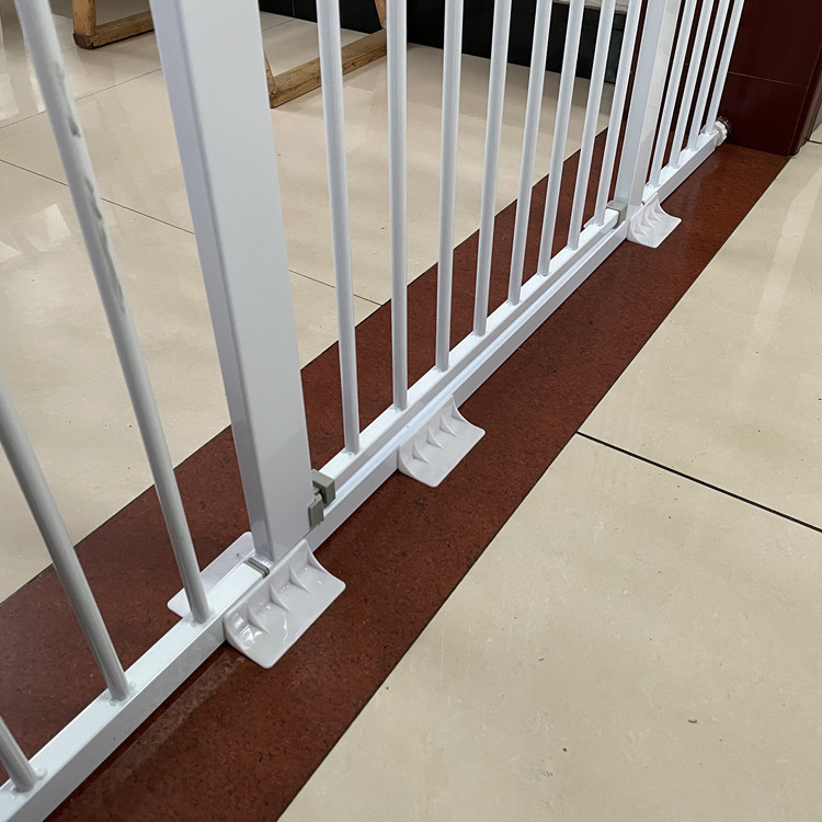 Fixer Children's Fence Reinforcement Accessories Door Guardrail Bending Drag-resistant Pet Fence Isolation Door Anti-slip Buckle