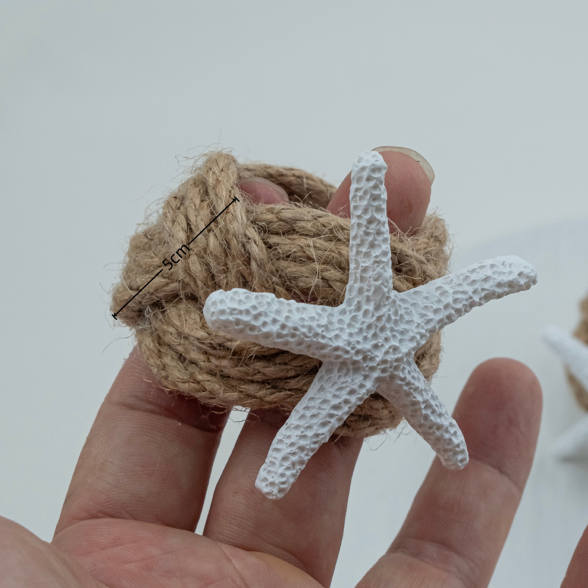 Cross-Border Hand-Woven Brown Hemp Rope Napkin Ring Starfish Hotel Decoration Natural Color Napkin Ring Napkin Buckle Wholesale