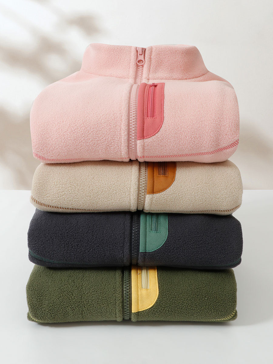 Children's Autumn and Winter Jackets, Inner Lining, Medium and Large Kidsren's Polar Fleece Warm and Windproof Stand-Up Collar Comfortable Velvet Family Jacket