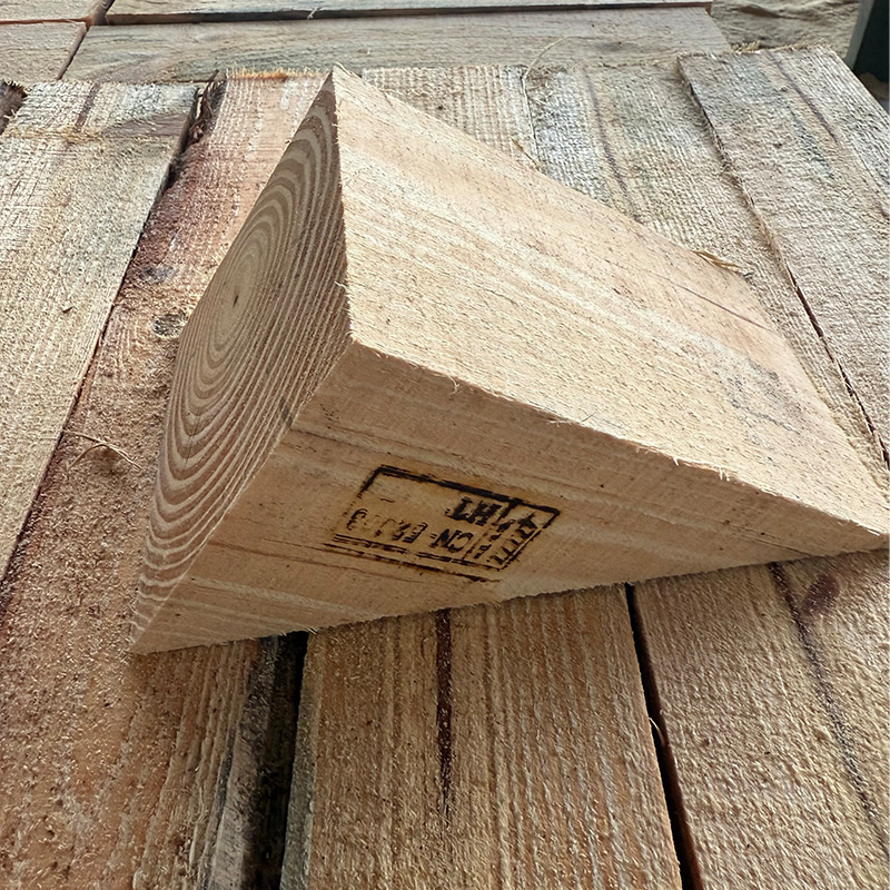 Manufacturer Customized Car Fumigation Triangular Wedge Container Fixed Solid Wood Stopper Large Truck Anti-Slip Wooden Wedge