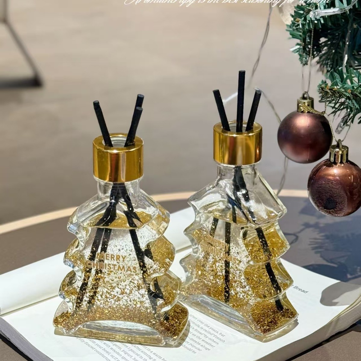 Velin Daina Gold Foil Christmas Fireless Aromatherapy Niche Sparkling Christmas Is Safe and Environmentally Friendly, Worry-Free and Fragrant Everywhere