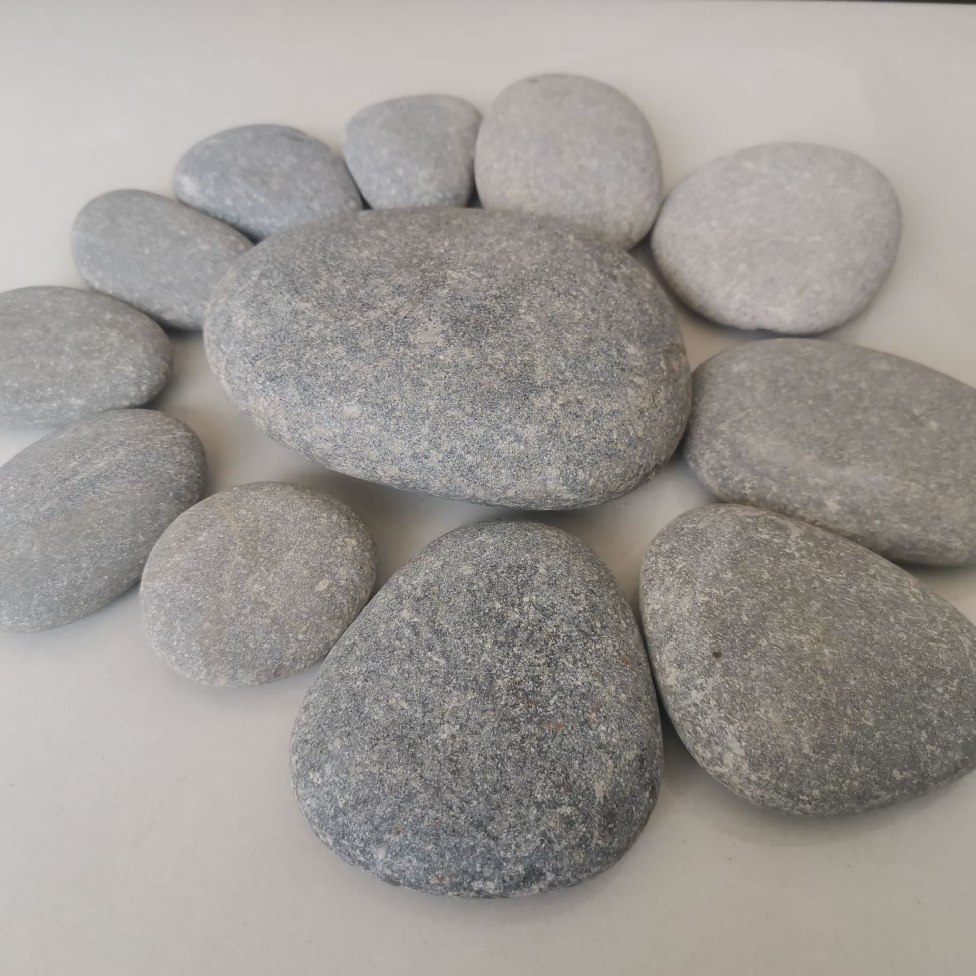 Painting Stone Children's DIY creative painted pebble painted stone painting stone hand painted stone