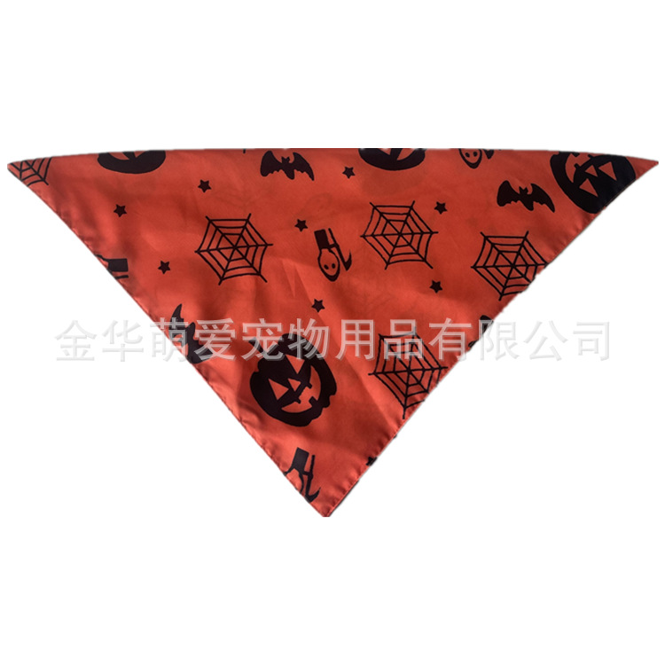Factory direct new Halloween pet saliva towel pet triangle dog bib dog saliva towel can do single