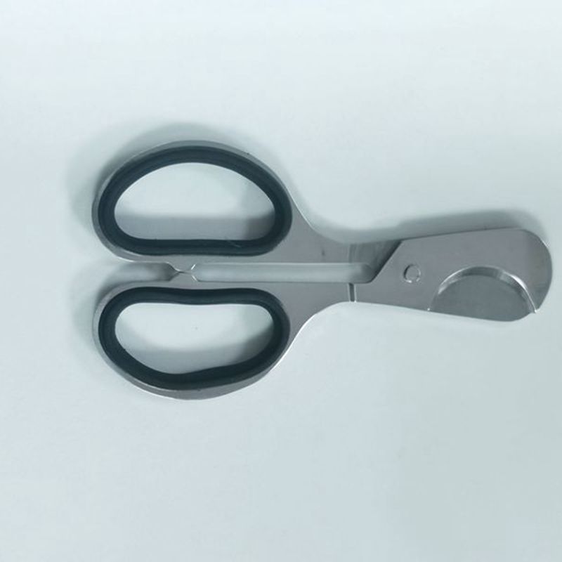 Factory supplier in stock all-steel double-edged handle with aprons metal smoking sets cigar scissors cigar hole opener