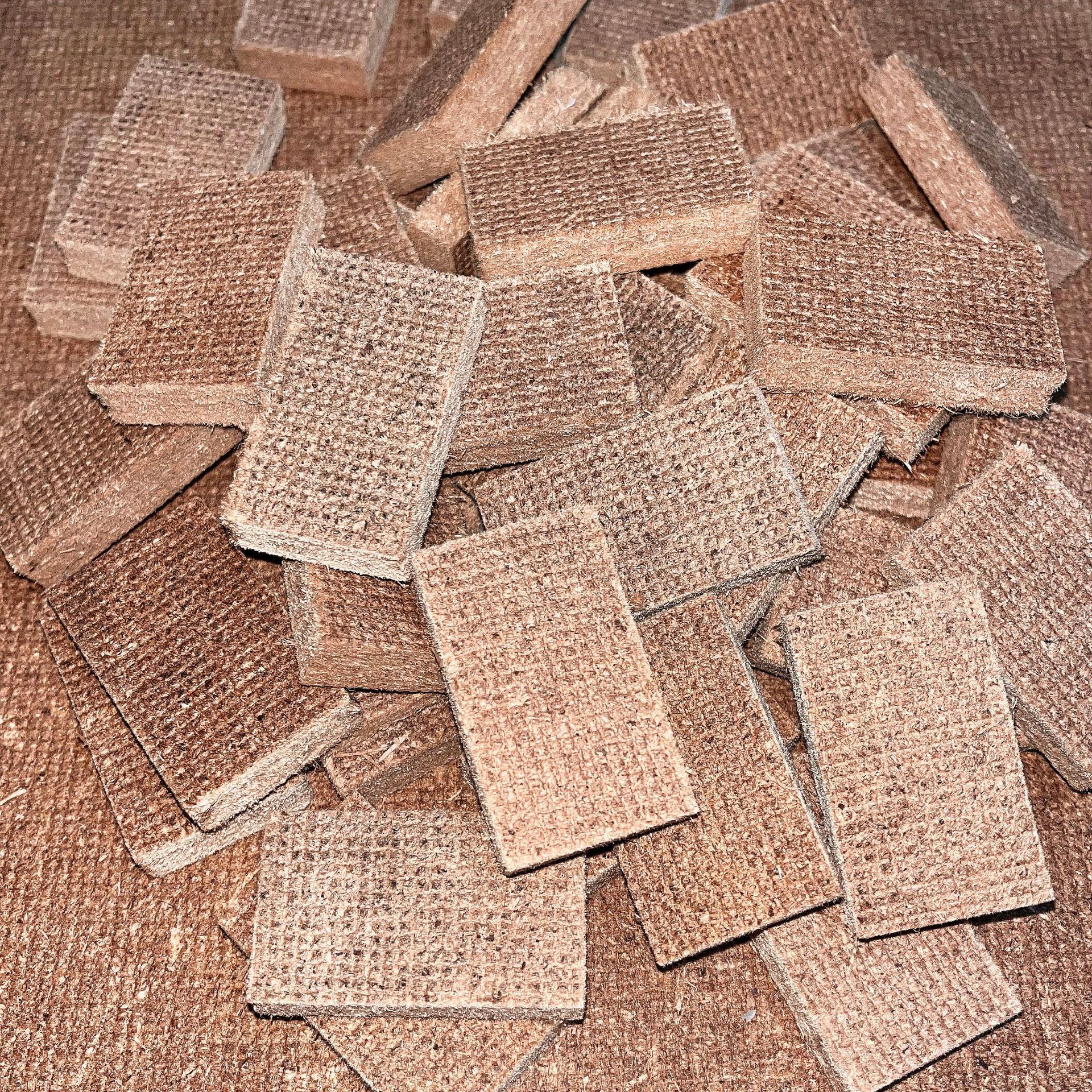 Light Soft Fiber Board, Low-Density Board, Shock-Absorbing Board, Export Car Fragrance Wood Block, Wet Method Fragrance Block