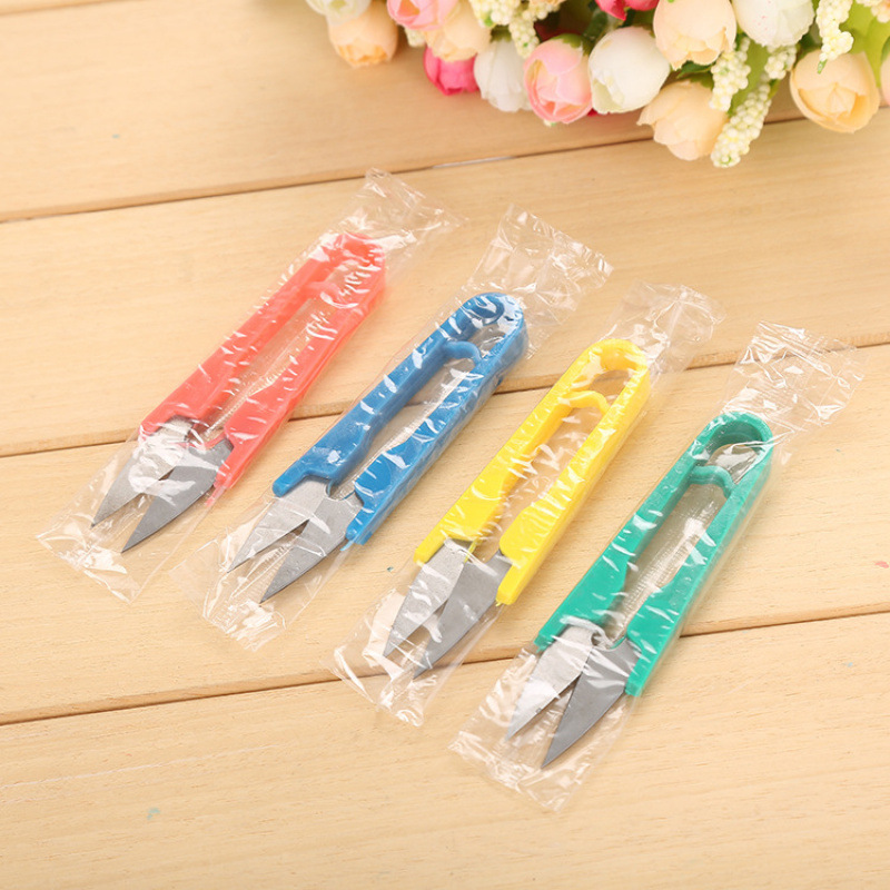 Colorful Yarn Scissors Manufacturer Plastic Handle Sewing U-Shaped Thread Scissors Spring Scissors Cross Stitch Tools Gift Small Scissors