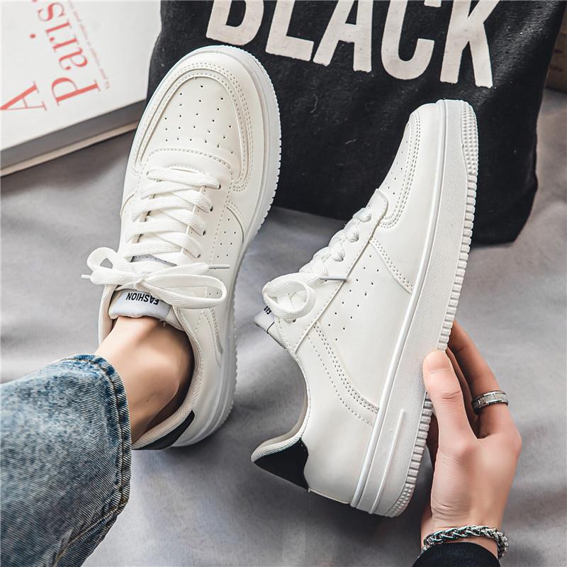 White Shoes for Men in Autum, Breathable, Youth Casual and Versatile Men's Shoes 2025 New Student Pure White Sports Sneakers