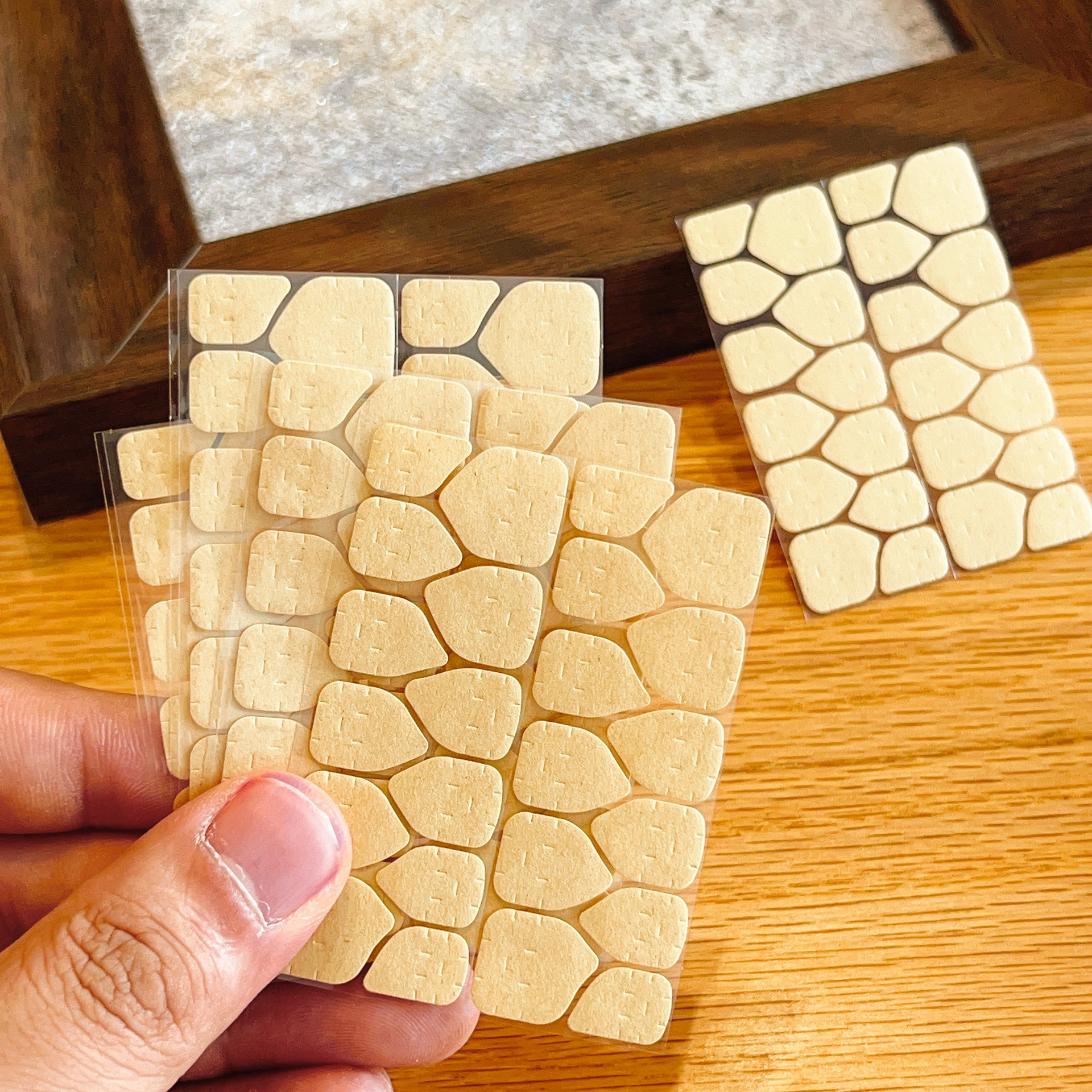 Kraft Paper Nail Art Special Jelly Glue Nail Stickers Small Size Jelly Glue 24 Pieces Strong Invisible Double-Sided Stickers Enlarged