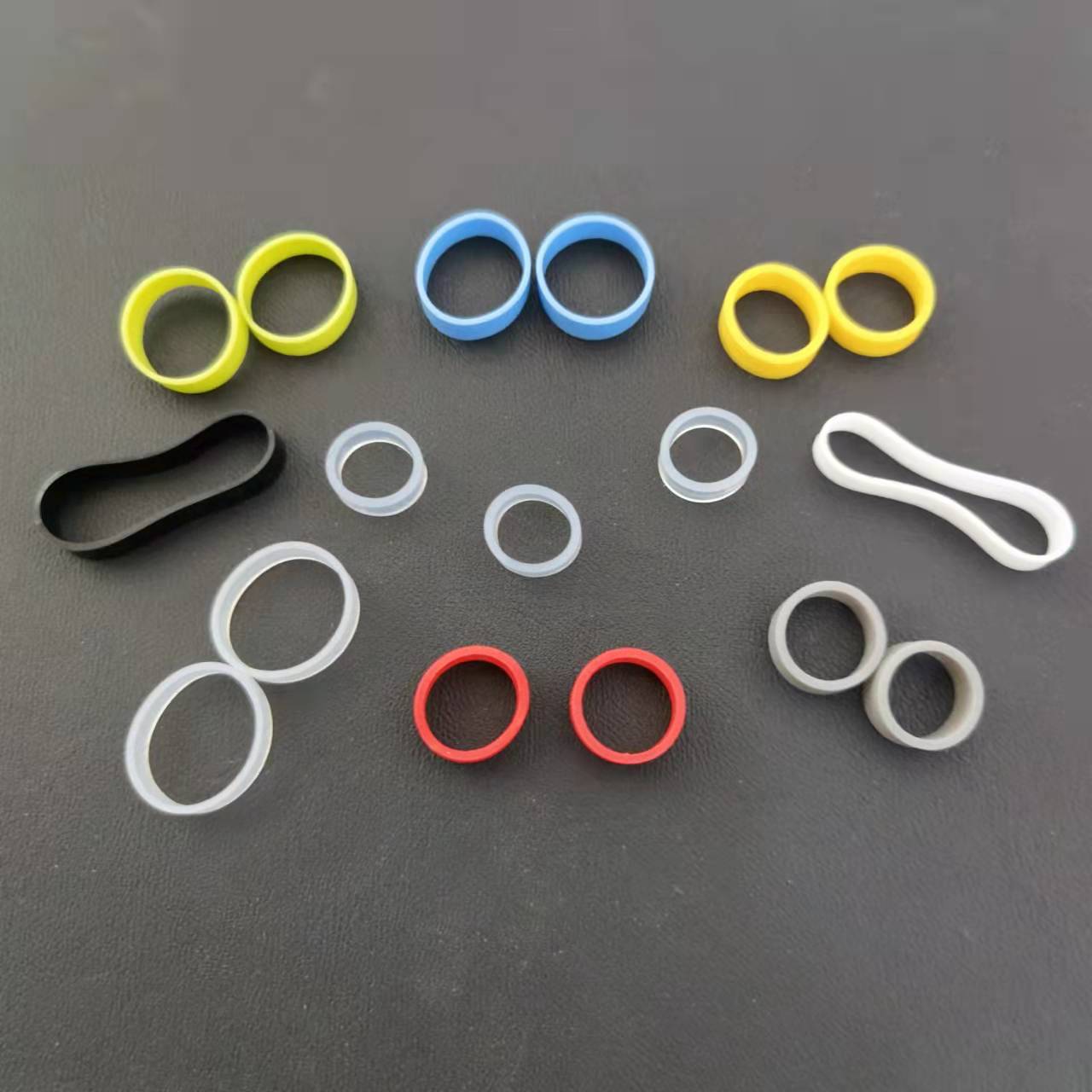 Factory direct aging resistant high temperature resistant rubber tie ring earphone wire tie coil high elastic environmental protection silicone rubber band tie